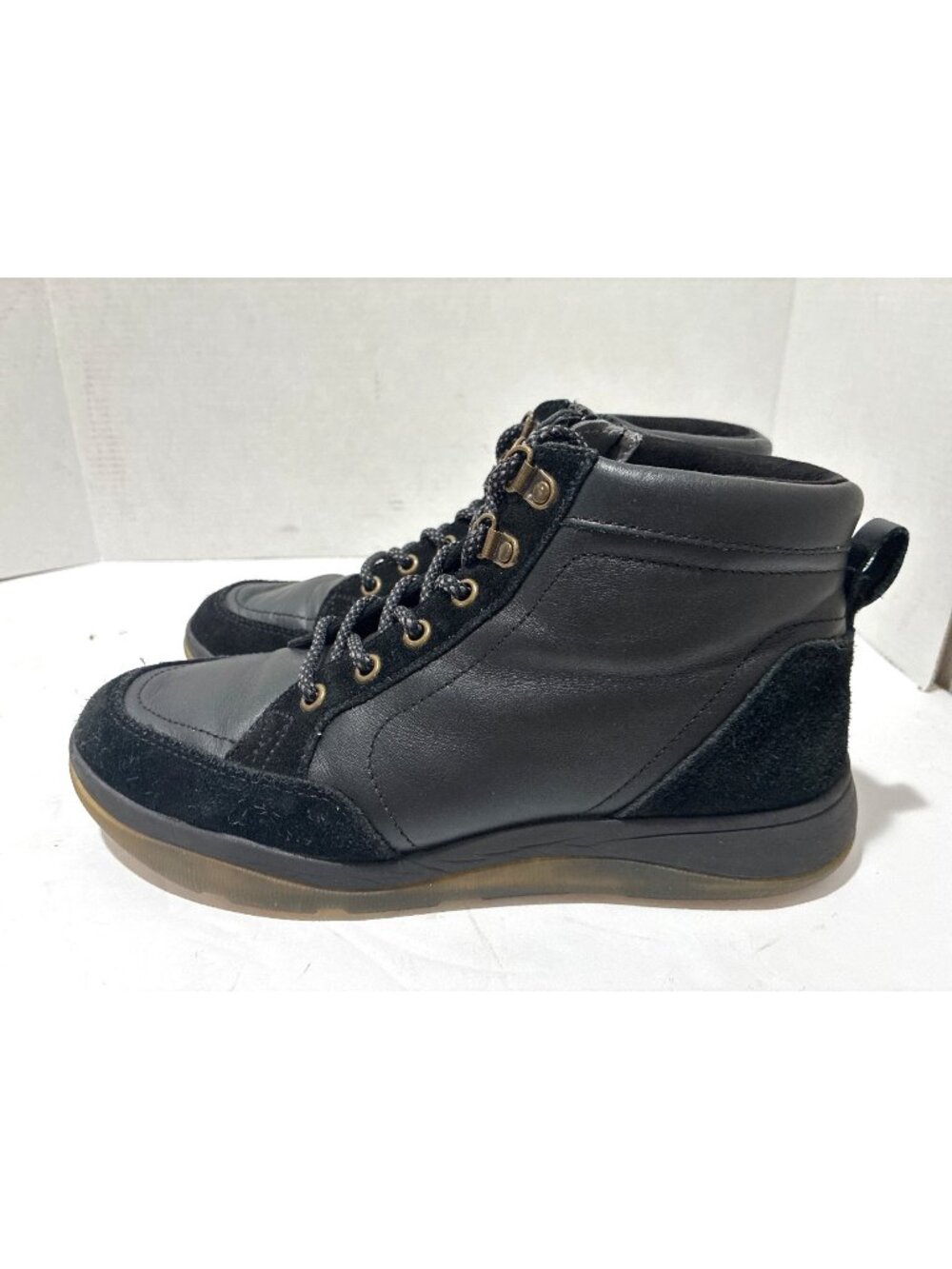 Vionic Womens Whitley ankle boots Black leather suede water repellent size 8